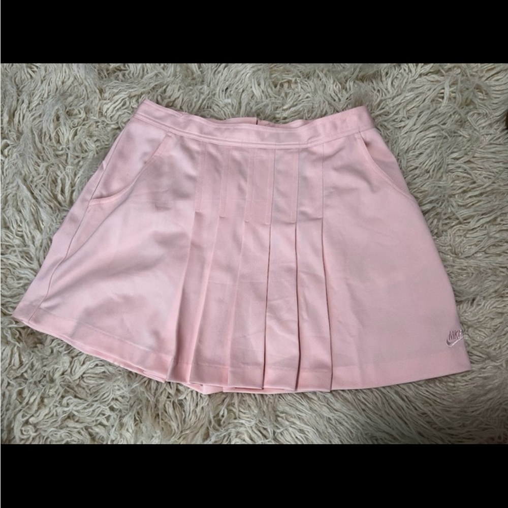 Nike Women's Light Pink Skater Skirt